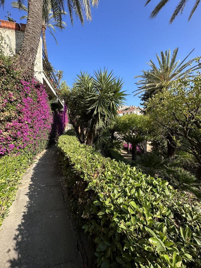 Le Rose Di Emma Villa Bordighera Exteriör bild